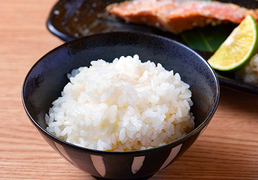 ご飯と雪鮭